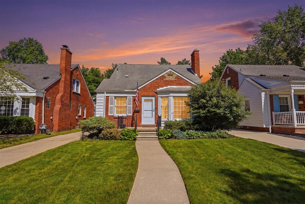 3031 Syracuse Street, Dearborn, MI 48124