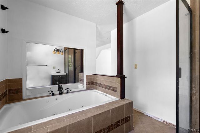233 West Newell Street, Syracuse, NY 13205