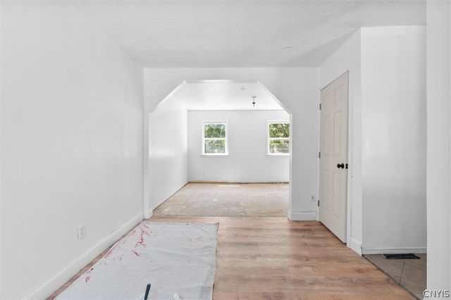 233 West Newell Street, Syracuse, NY 13205