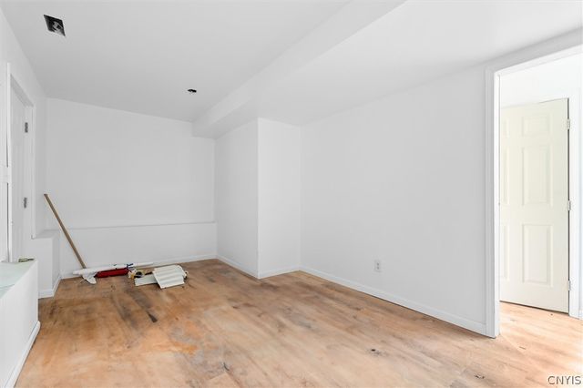 233 West Newell Street, Syracuse, NY 13205
