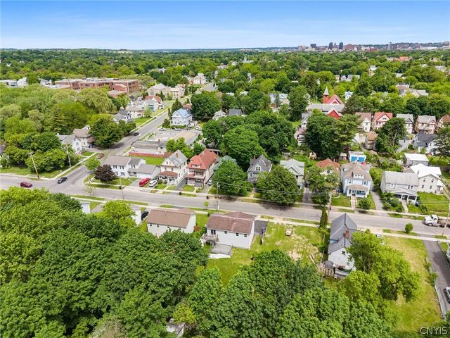 233 West Newell Street, Syracuse, NY 13205