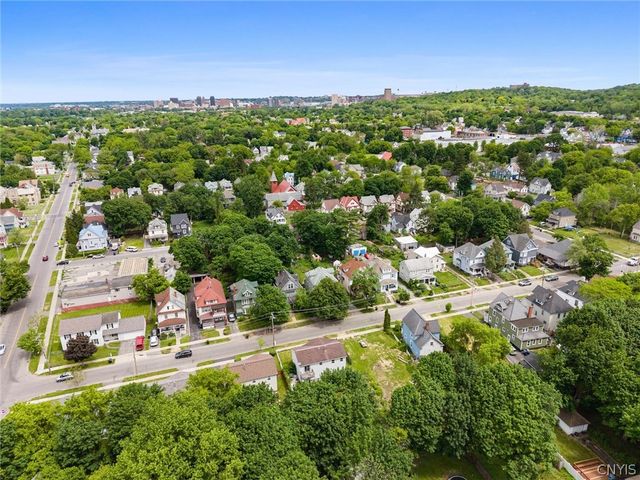 233 West Newell Street, Syracuse, NY 13205