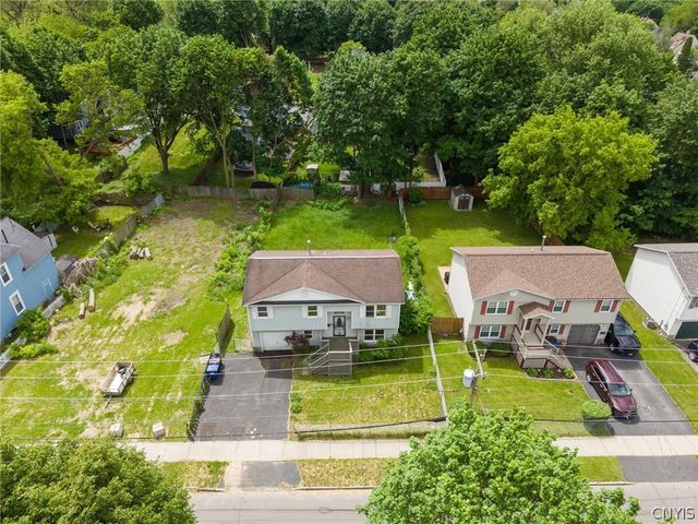233 West Newell Street, Syracuse, NY 13205