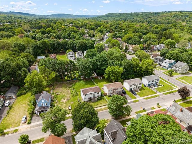 233 West Newell Street, Syracuse, NY 13205