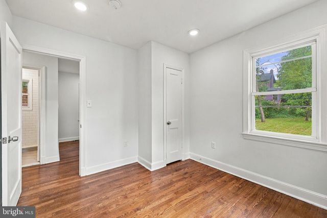 9405 RHODE ISLAND AVE, College Park, MD 20740
