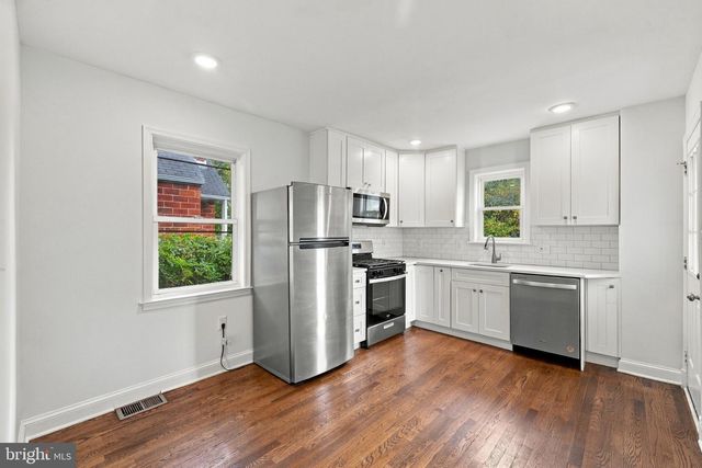 9405 RHODE ISLAND AVE, College Park, MD 20740