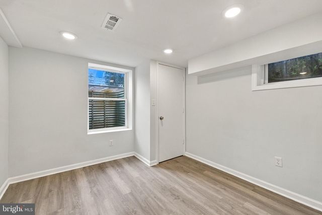 9405 RHODE ISLAND AVE, College Park, MD 20740
