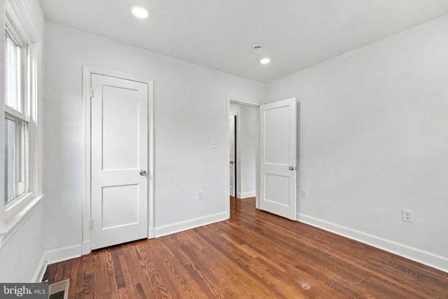 9405 RHODE ISLAND AVE, College Park, MD 20740