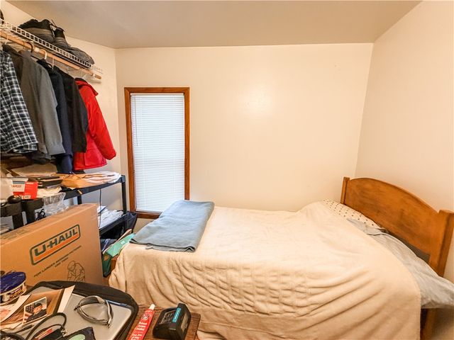 19 Bradford Street, Auburn, NY 13021