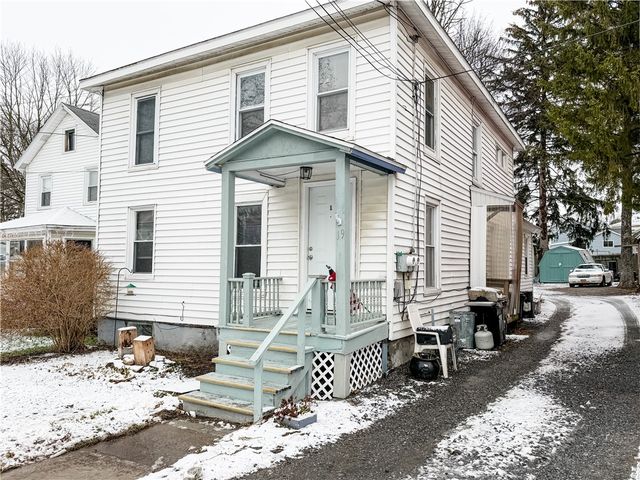 19 Bradford Street, Auburn, NY 13021