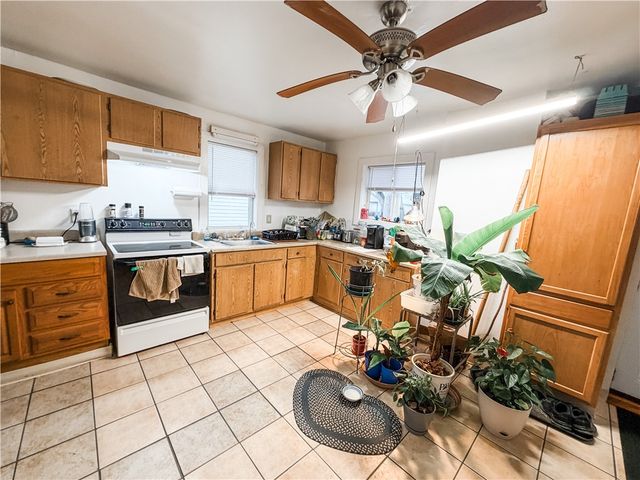 19 Bradford Street, Auburn, NY 13021