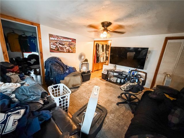 19 Bradford Street, Auburn, NY 13021