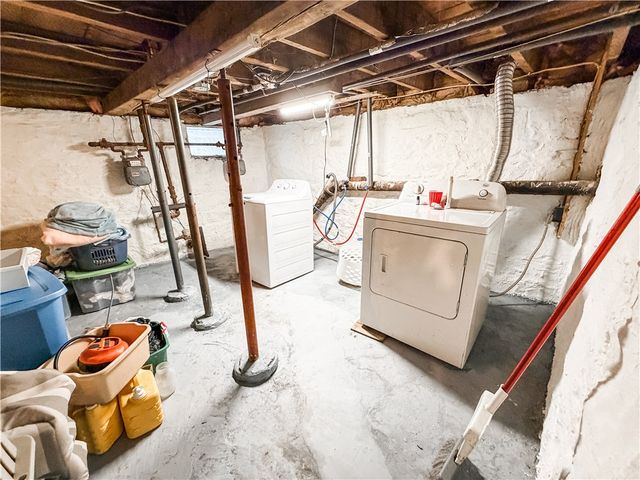 19 Bradford Street, Auburn, NY 13021