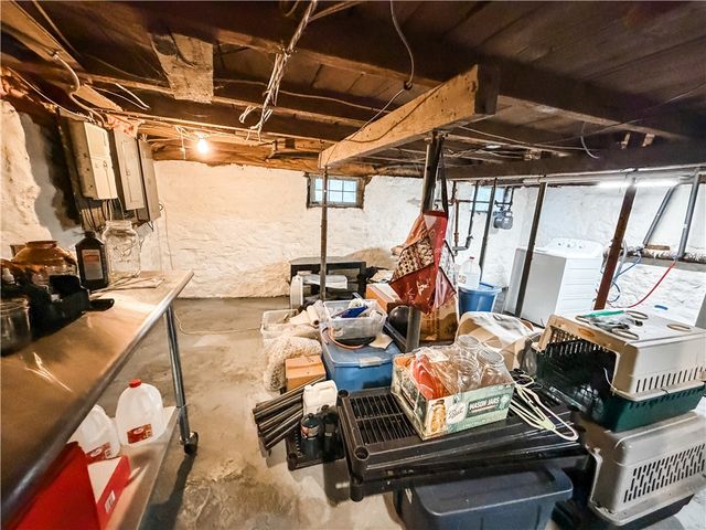 19 Bradford Street, Auburn, NY 13021