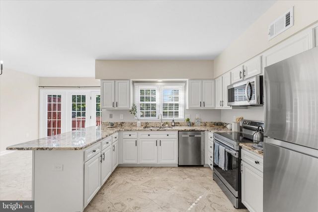 5960 WESCOTT HILLS WAY, Alexandria, VA 22315