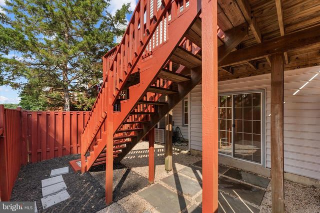 5960 WESCOTT HILLS WAY, Alexandria, VA 22315