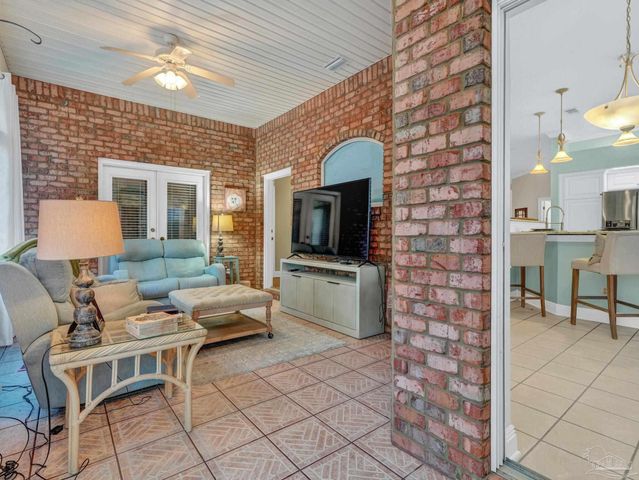 9601 Grallatorial Cir, Pensacola, FL 32507