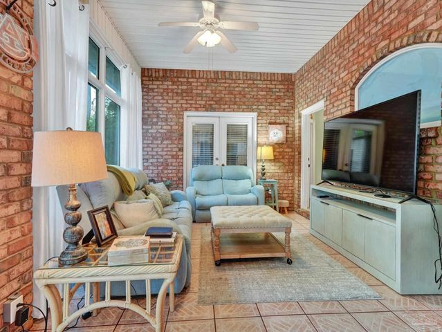 9601 Grallatorial Cir, Pensacola, FL 32507