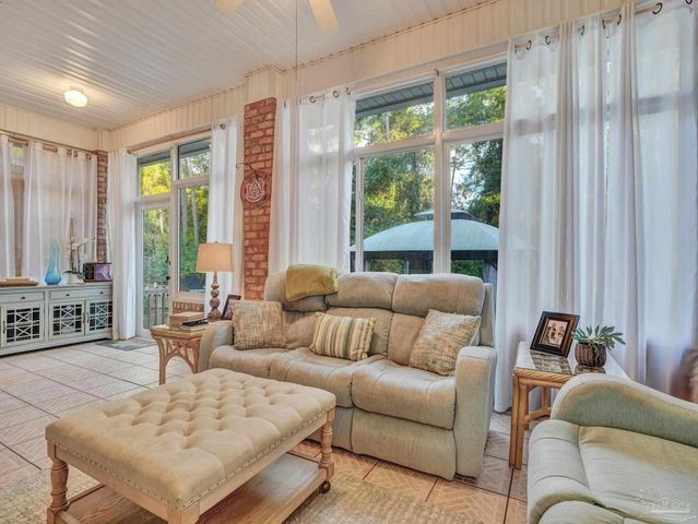 9601 Grallatorial Cir, Pensacola, FL 32507