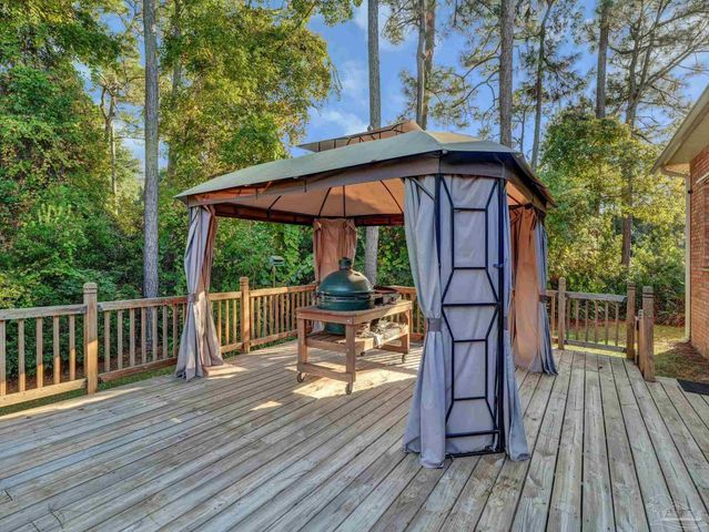 9601 Grallatorial Cir, Pensacola, FL 32507
