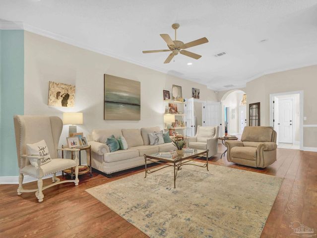 9601 Grallatorial Cir, Pensacola, FL 32507