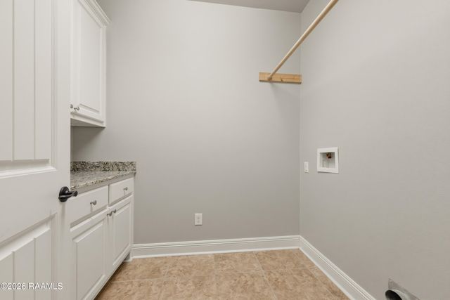 111 Deer Run Drive, Lafayette, LA 70506