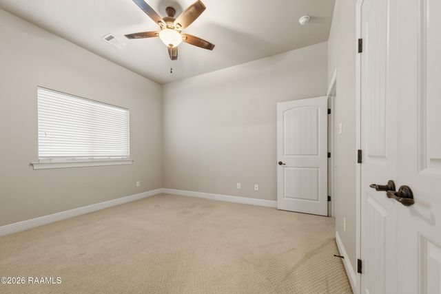 111 Deer Run Drive, Lafayette, LA 70506