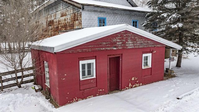 E2341 DANIELSON ROAD, Waupaca, WI 54981