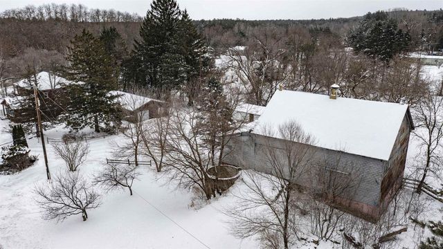 E2341 DANIELSON ROAD, Waupaca, WI 54981