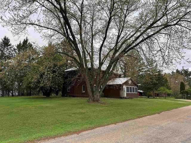 E2341 DANIELSON ROAD, Waupaca, WI 54981