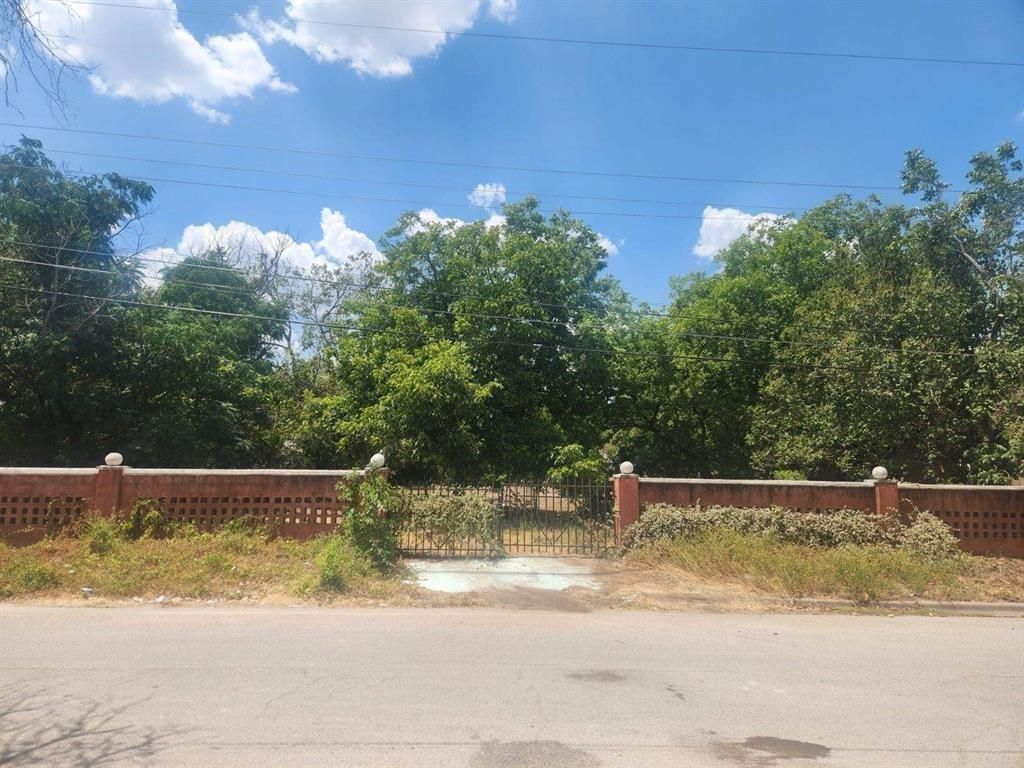 0004 Thrasher LN, Austin, TX 78741