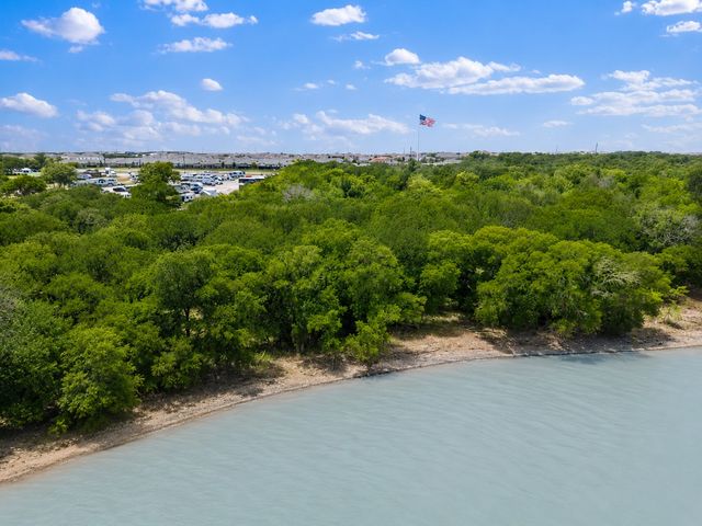 640 LLOYDS Road 6, Little Elm, TX 75068