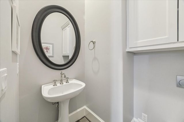 1240 Mosaico Lane, Houston, TX 77055