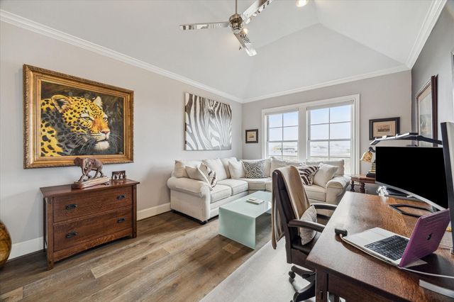 1240 Mosaico Lane, Houston, TX 77055