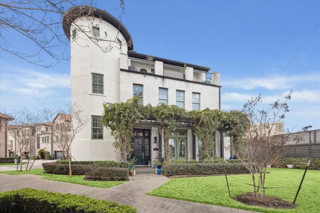 1240 Mosaico Lane, Houston, TX 77055