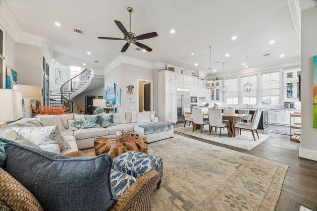 1240 Mosaico Lane, Houston, TX 77055