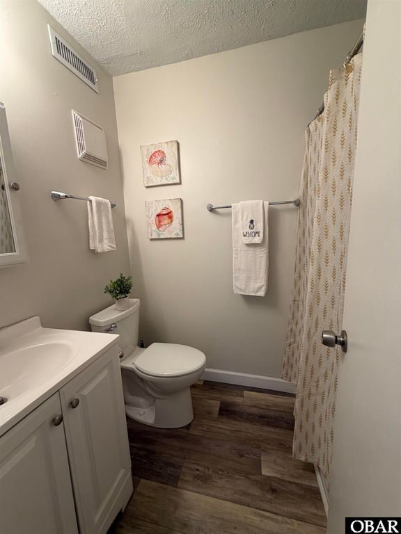 Image 14 of property listing at 627 Sand Fiddler Cir Unit B-1, Corolla, NC 27927