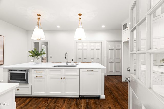 1015 Mulberry Road, Clayton, NC 27520