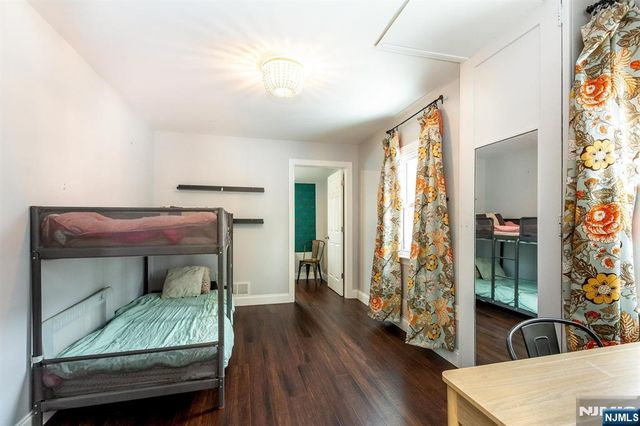 19 Pinecrest Terrace, Wayne, NJ 07470