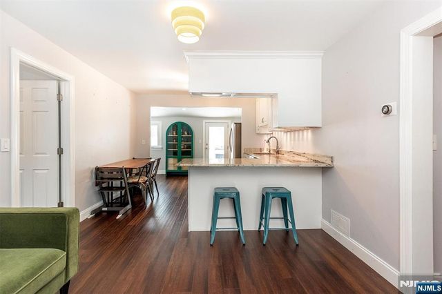 19 Pinecrest Terrace, Wayne, NJ 07470