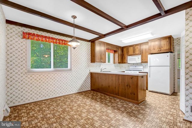 5310 GAINSBOROUGH DR, Fairfax, VA 22032