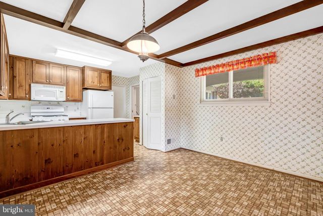 5310 GAINSBOROUGH DR, Fairfax, VA 22032