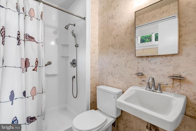 5310 GAINSBOROUGH DR, Fairfax, VA 22032
