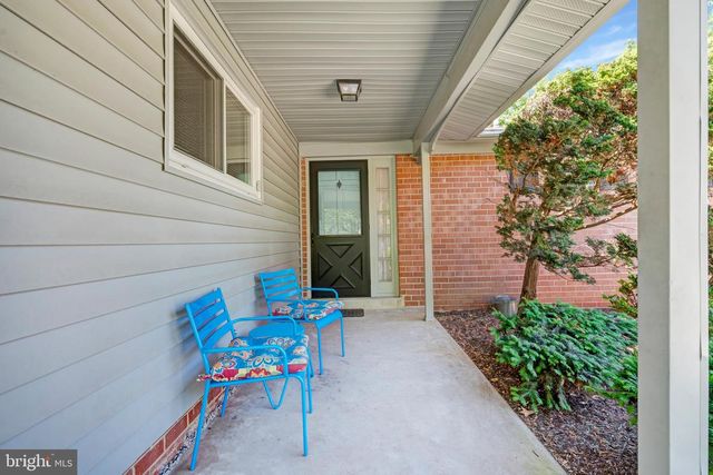 5310 GAINSBOROUGH DR, Fairfax, VA 22032