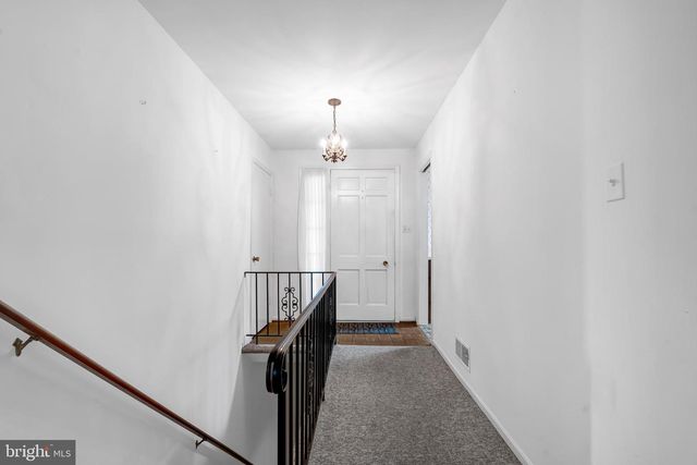 5310 GAINSBOROUGH DR, Fairfax, VA 22032