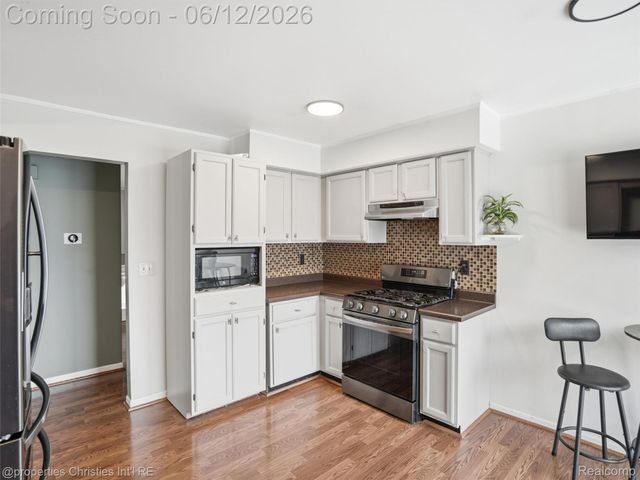 10378 Barbara Street, Pinckney Village, MI 48169