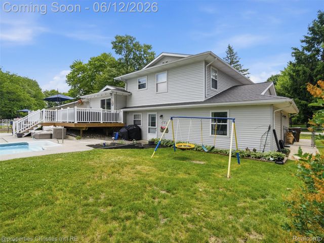 10378 Barbara Street, Pinckney Village, MI 48169