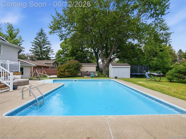10378 Barbara Street, Pinckney Village, MI 48169