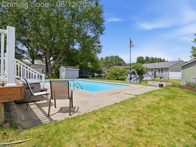 10378 Barbara Street, Pinckney Village, MI 48169