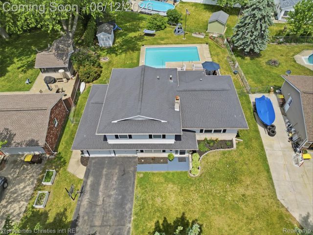 10378 Barbara Street, Pinckney Village, MI 48169